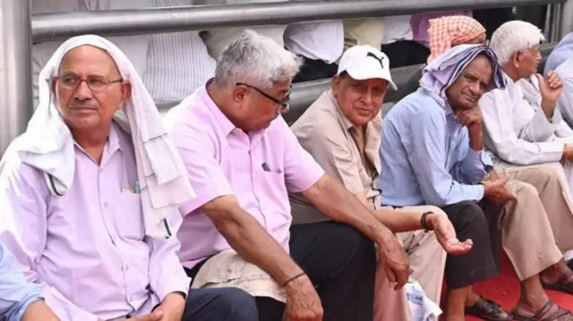 અનેક રાજ્યોમાં વિધાનસભાની ચૂંટણીઓ પહેલાં ઓલ્ડ પેન્શન સ્કીમ લાગુ કરવાની માગી ઊઠી છે