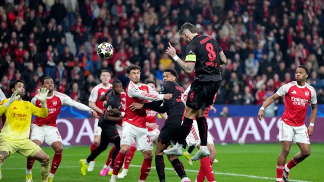 Arsenal go hope to use dia home advantage next week