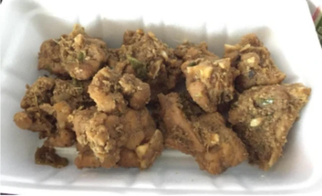 เนื้อตัวเงินตัวทองผัดเผ็ด