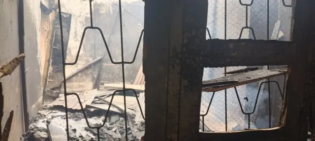 Ojú fèrèsé tí iná jó kù