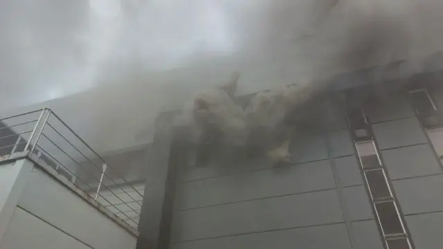 아리셀 공장 화재 연기