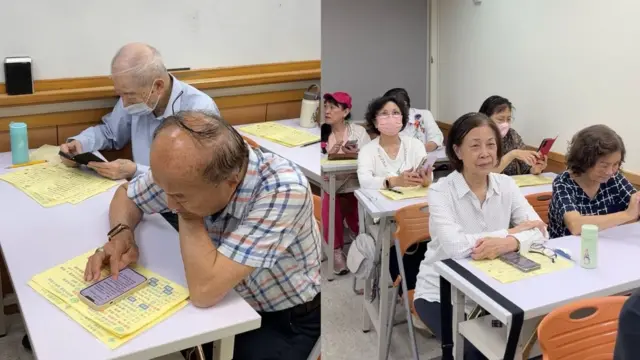 在台北市一間老人日照中心，一群介於60至90歲的長者正在上手機應用課