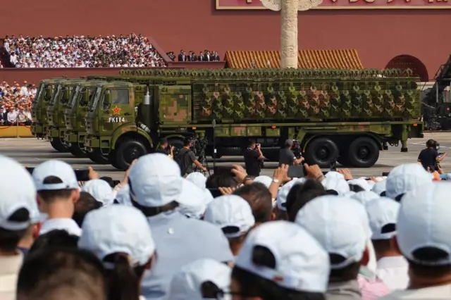 војна парада у кини, пви системи кинеске војске