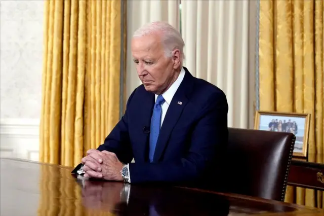 Tổng thống Mỹ Joe Biden tại Phòng Bầu dục vào sáng nay 25/7 giờ Việt Nam