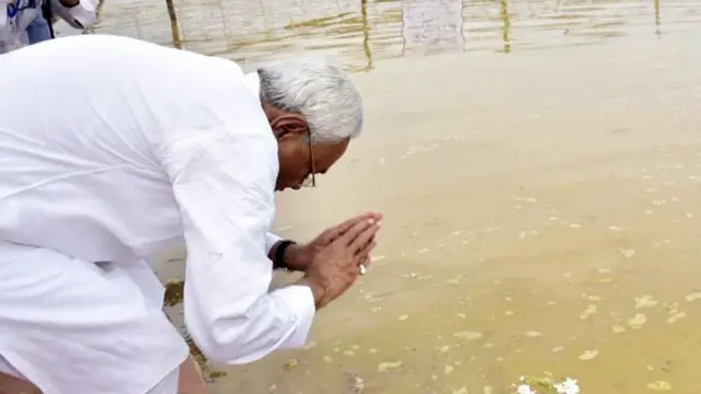 નીતિશકુમાર