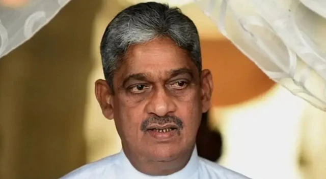 சரத் பொன்சேகா