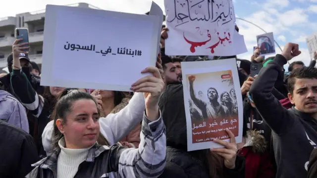 علویان سوریه در جریان تظاهرات