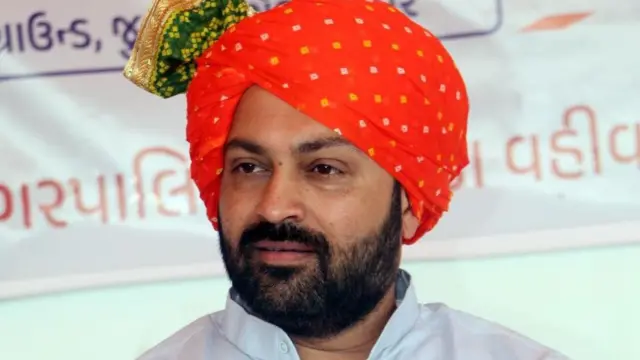 નરેશ પટેલ, જયેશ રાદડિયા, દિલીપ સંઘાણી, રાજકારણ, બીબીસી ગુજરાતી
