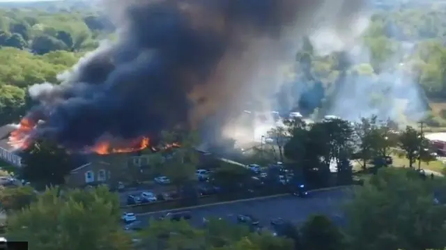 Ile ijọsin ti agbebọn jo nina