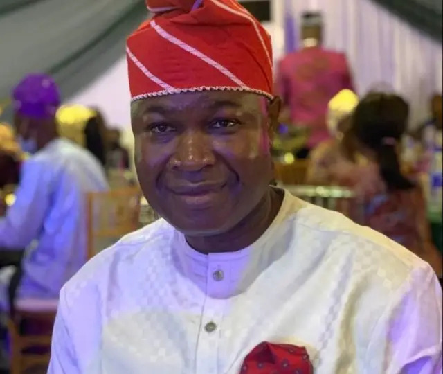 Kayode Ebatimehi bụ onye maara ihe ekwe na-akụ banyere imepụta na ikesa ozi azụmahịa