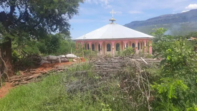 ወረዳ ደብረ ኤልያስ ገዳም ስላሰ