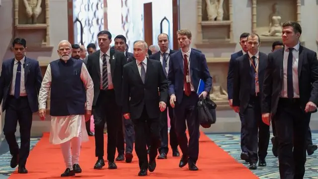 ভারত-রাশিয়া বাণিজ্য সম্মেলনে দুই দেশের দুই শীর্ষ নেতা