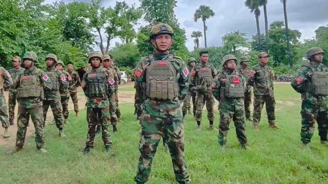 ကနီ PDF တပ်ဖွဲ့ဝင်တချို့ (ပုံဟောင်း)