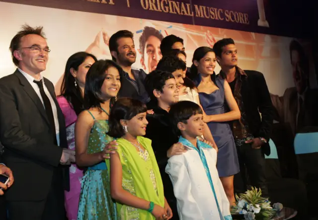 मूळ ब्रिटिश इंग्लिश सिनेमा होता ‘स्लमडॉग मिलियनेअर’,