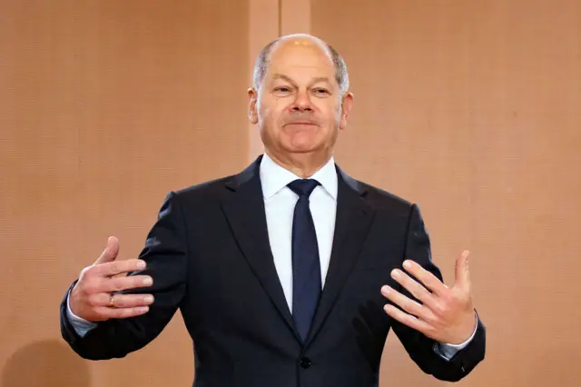 ယူကရိန်းကို ကျားသစ် ၂ အမျိုးအစားအဆင့်မြင့်တင့်ကားပေးတော့မယ်လို့ ဂျာမန်ဝန်ကြီးချုပ်ကြေညာ