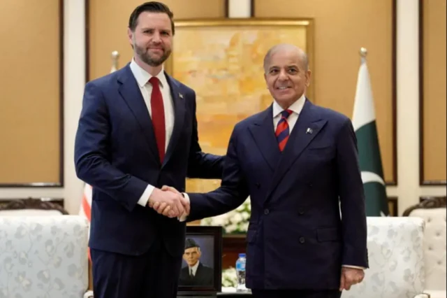 جی دی ونس و شهباز شریف 