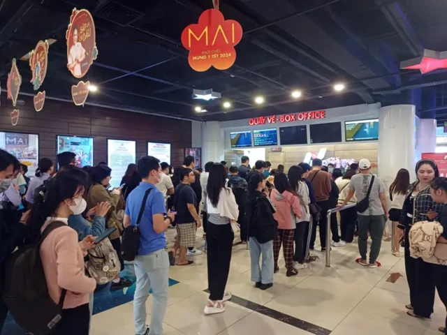 Khán giả xem phim