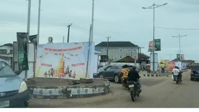 Aworan awọn eeyan lori alupupu ni Ijebu Ode