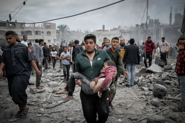 காஸாவிலிருந்து பிபிசி செய்தியாளரின் பதிவு 