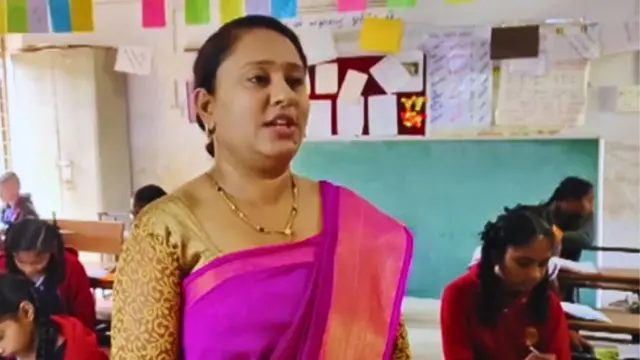 શિક્ષિકા