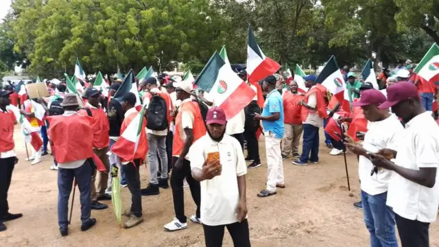 Ndị NLC na-eme ngagharịiwe