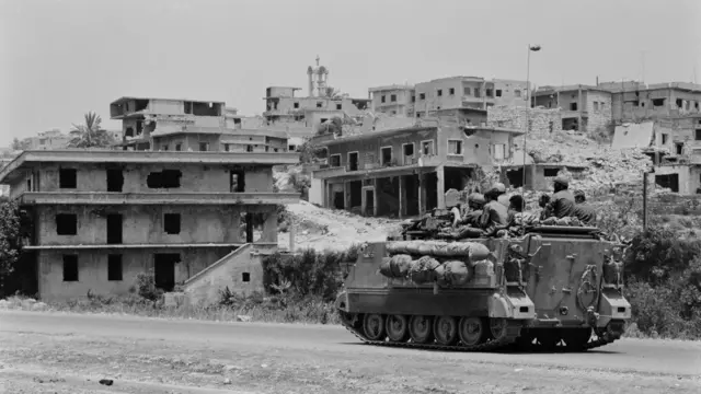 Lebanon and Israel: How did Israel occupy southern Lebanon in 1978, and why did it withdraw after about 20 years? – BBC News Arabic