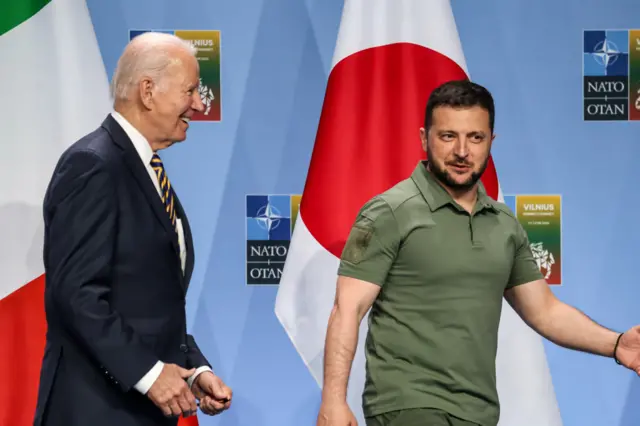 जुलाई में अमेरिकी राष्ट्रपति जो बाइडेन और यूक्रेन के राष्ट्रपति ज़ेलेंस्की