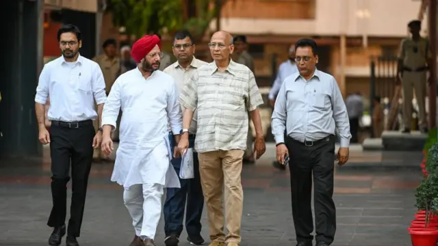 कांग्रेस नेता अभिषेक मनु सिंघवी और गुरदीप सिंह सप्पल