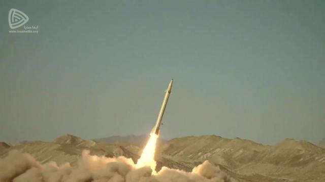 Iran kheybarshekan Missile