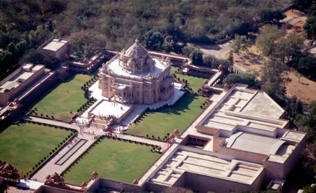 ચંદ્રકાંત સોમપુરાએ અક્ષરધામની ડિઝાઇન તૈયાર કરી હતી