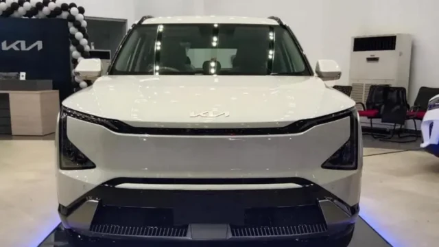 کِیا ای وی فائیو