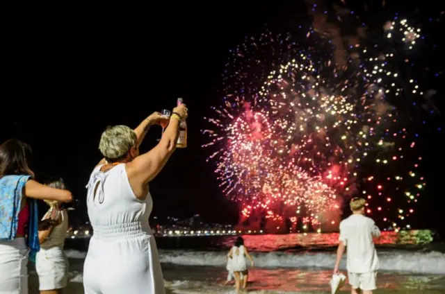 Рио-де-Жанейродогу Копакабан пляжы