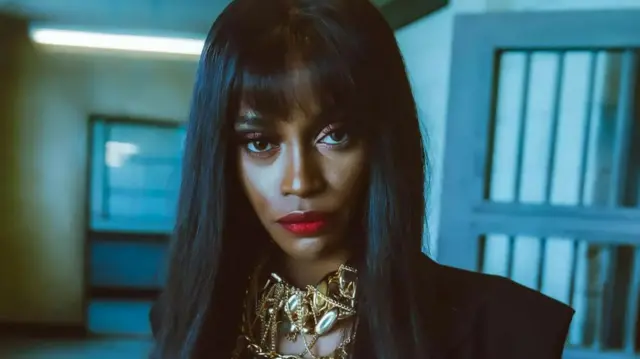 စိတ်ကျရောဂါလက္ခဏာခံစားနေရတဲ့ Fato 