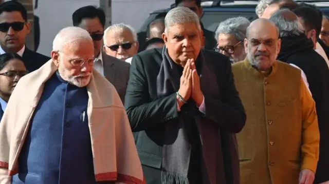  धनखड़ और मोदी सरकार