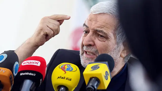 نشست خبری روز شنبه حسن کاظمی‌قمی به مناسبت «یک سالگی خروج آمریکا از افغانستان» برگزار شد