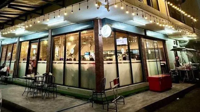 ကိုဗစ်ကပ်ရောဂါမတိုင်ခင်ထဲက ဘန်ကောက်မြို့မှာ ဖွင့်လှစ်ခဲ့တဲ့ Feel Myanmar စားသောက်ဆိုင်