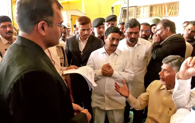 चंद्रबाबू नायडू के घर गई सीआईडी की टीम.