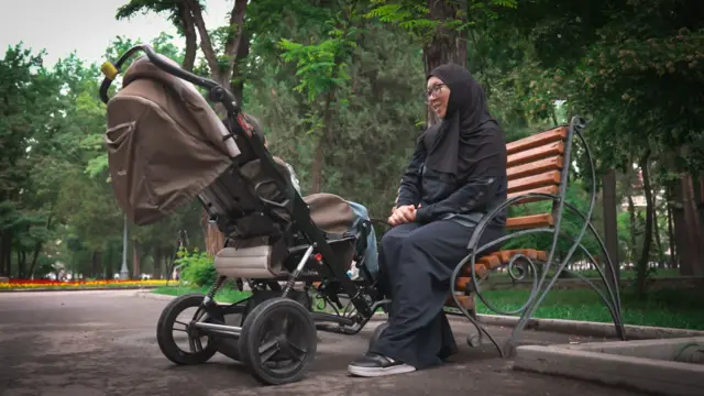 Диана: Ибраимдин дени сак болгондо анын дарылануусуна кеткен каражатты билим алуусуна жумшасам кандай гана инсан өсүп чыгат эле