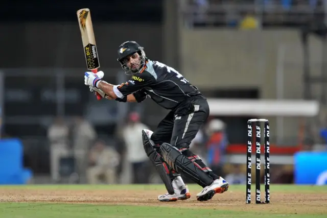 आईपीएल में युवराज सिंह (फ़ाइल फ़ोटो)