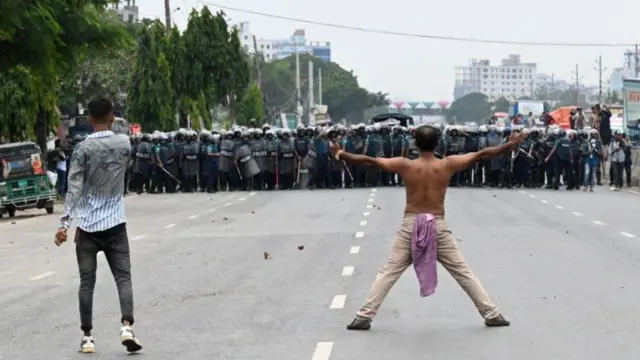 বিএনপি অনেক দিন ধরেই সরকারের বিরুদ্ধে আন্দোলন করছে।