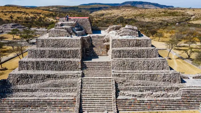 Maison des Treize Cieux.