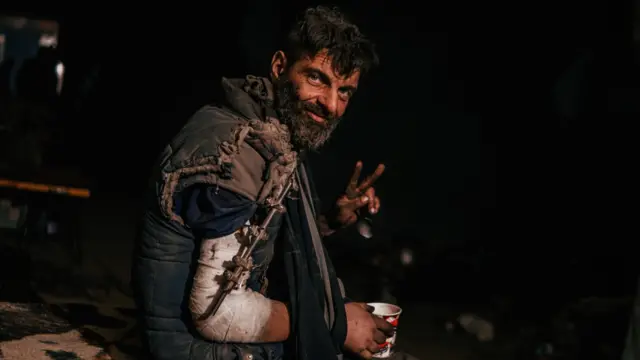 Фото пораненого бійця Михайла Діанова облетіло світові медіа