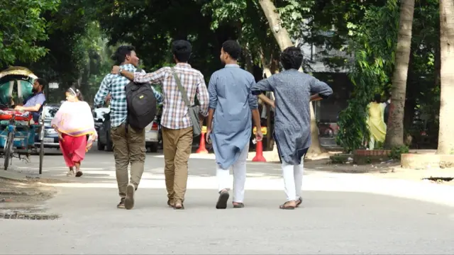 ভুক্তভোগীদের অভিযোগ, রাজনৈতিক প্রতিপক্ষরাই এসব কর্মকাণ্ডের সাথে জড়িত।