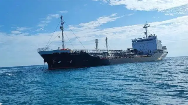 تصویر یک کشتی نفت‌کش ایرانی در دریا