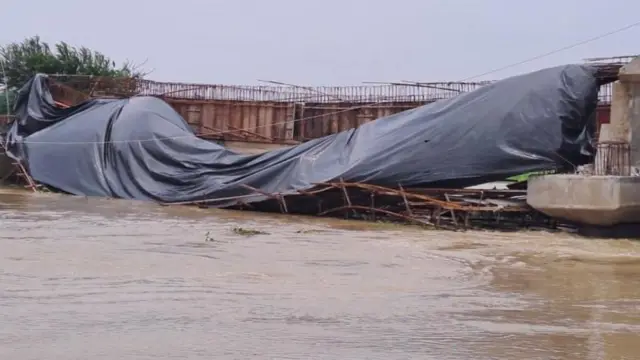 બિહાર, પૂલ તૂટી પડવાની ધટના, બીબીસી ગુજરાતી