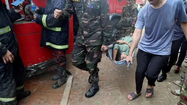 ফায়ার সার্ভিসের প্রতিবেদনে বলা হয়, মাইলস্টোনে বিমান দুর্ঘটনায় ১১৬ জনকে জীবিত এবং ১৯ জনের মরদেহ উদ্ধার করা হয়েছিল (ফাইল ছবি)