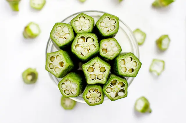 Kievda katta eshak bilan fohisha