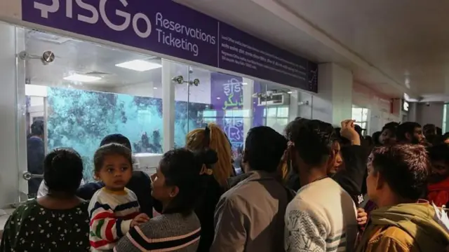 அரசாங்கத்தின் ஏகபோக ஆதிக்க கொள்கையின் விளைவு தான் இண்டிகோவில் ஏற்பட்ட குழப்பம் என்று காங்கிரஸ் தலைவர் ராகுல் காந்தி தெரிவித்துள்ளார்.