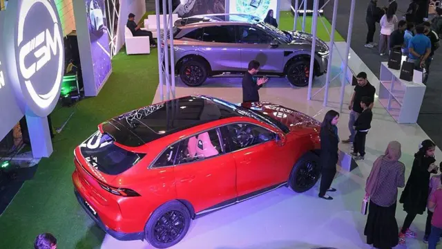 پاکستان، گاڑیاں