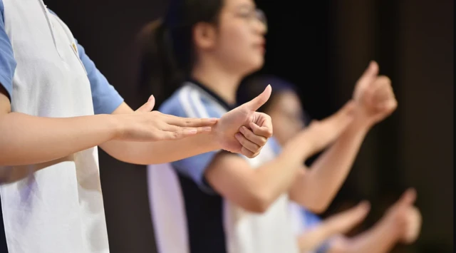 Жаңсап сүйлөшүү